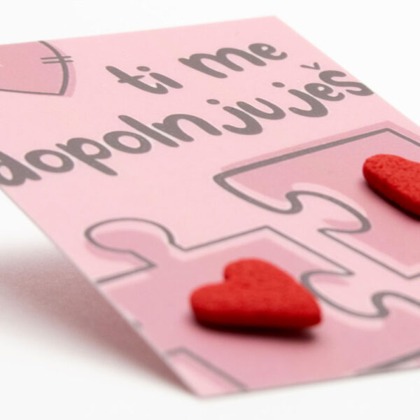 Darilo za valentinovo - uhani srčki z napisom - Ti me dopolnjuješ
