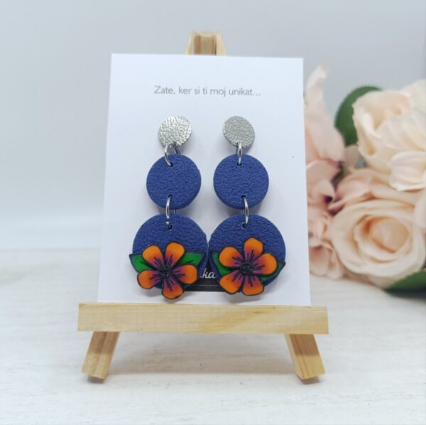 Unikatni viseči uhani temno modri z rožo 1 1 1771884694841